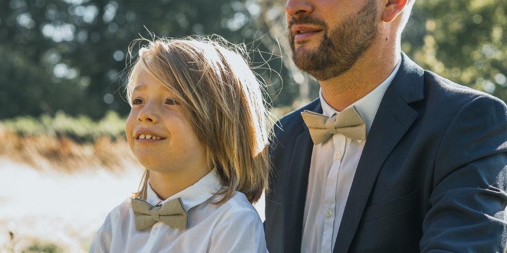 Nœud papillon en lin : comment le porter pour un look homme élégant en été ? Bild