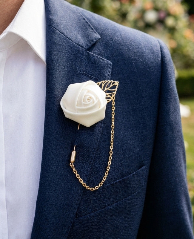 Blumen-Anstecknadel Weiß Herren «Alfred»